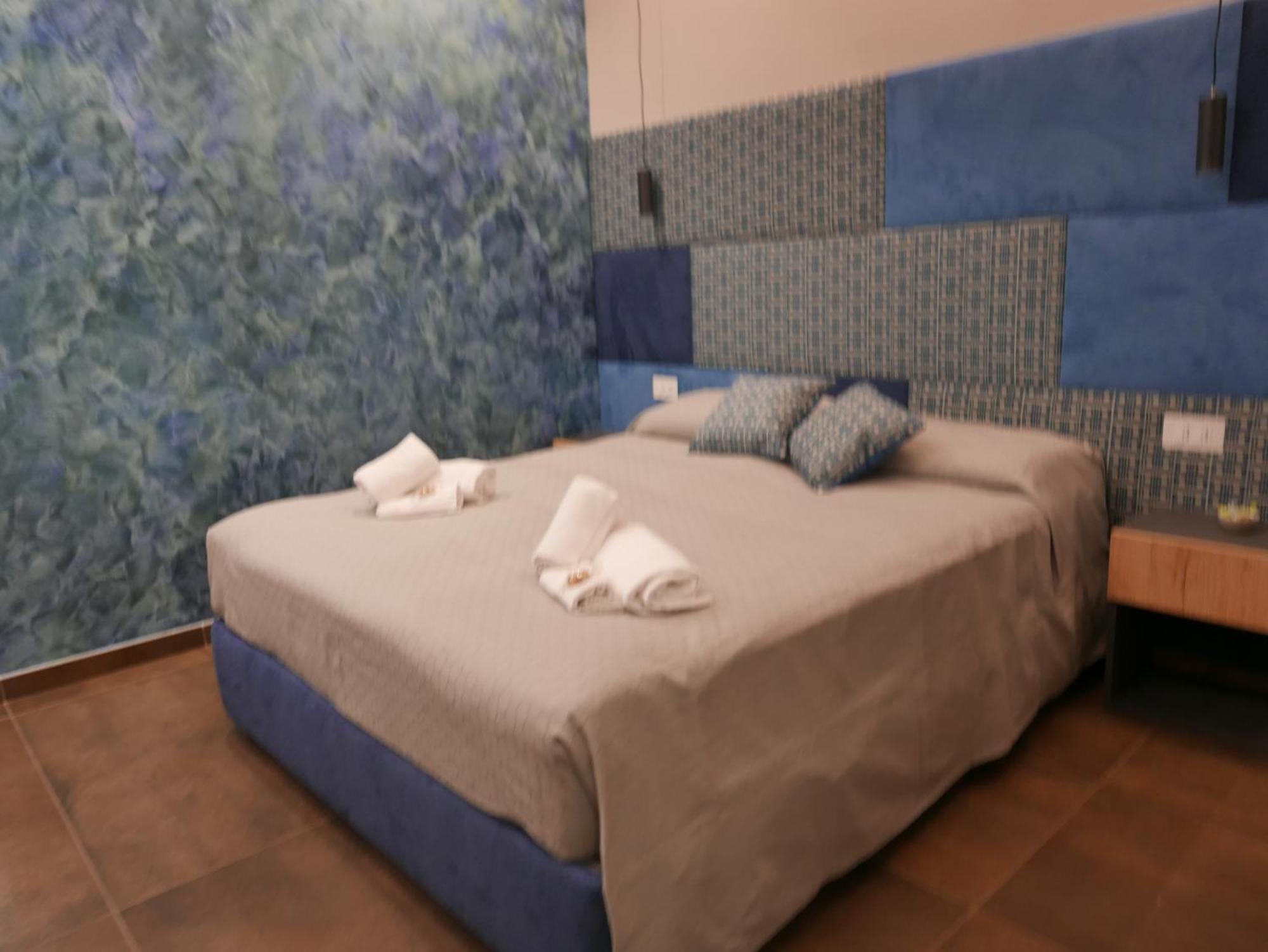 Re Lazzarone Suite 那不勒斯 外观 照片