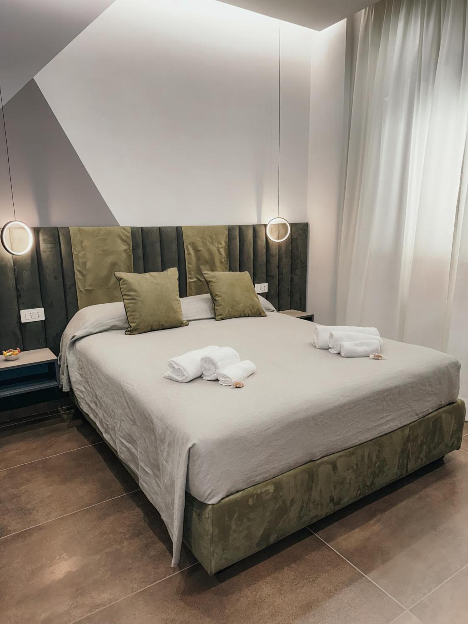 Re Lazzarone Suite 那不勒斯 外观 照片